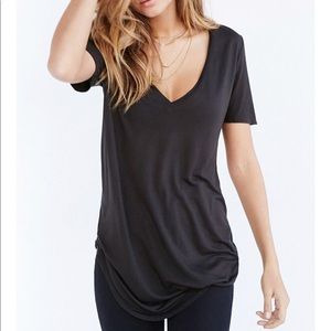 truly madly deeply black vneck tshirt top soft